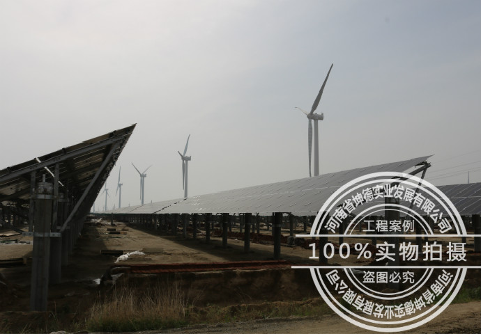 山東萊州120兆瓦漁光互補地面電站項目